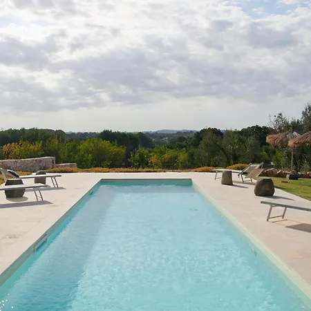 Trullo Lamatroccola Villa *